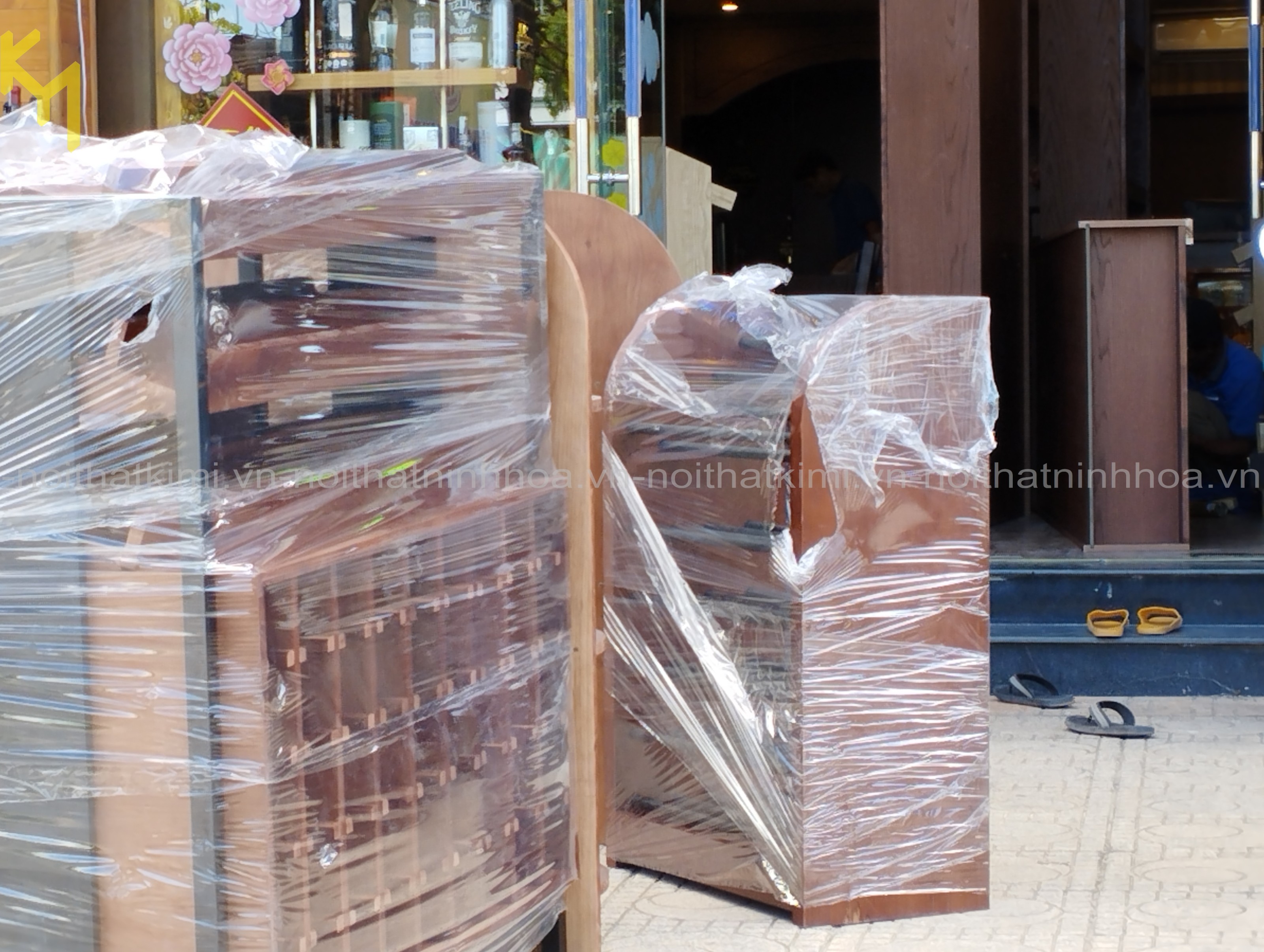 Cửa hàng Rượu Vang