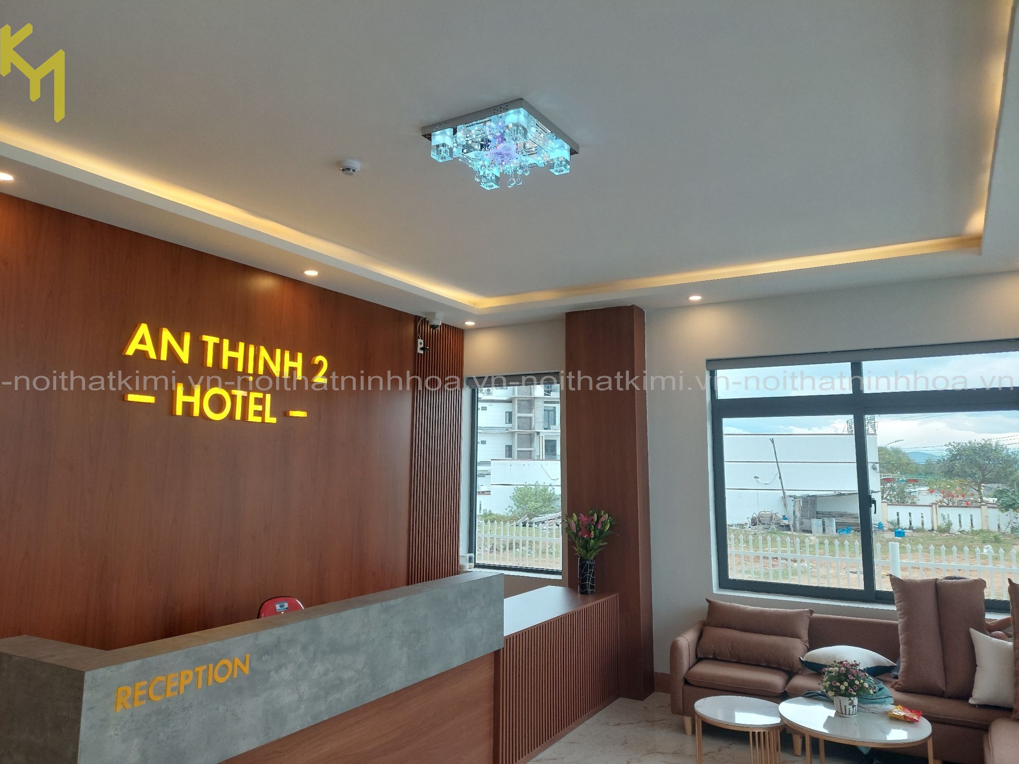 Lễ tân (4)