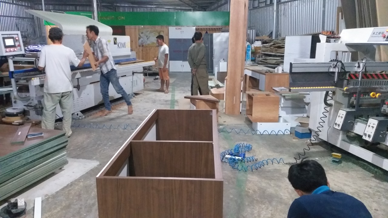 Công việc hàng ngày tại Xưởng